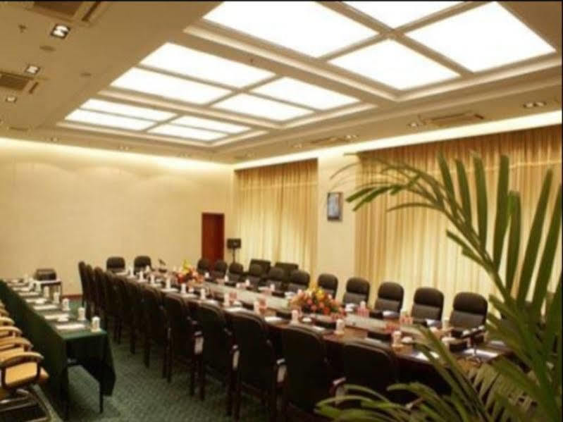 Vienna International Hotel Taicang Nanyang Plaza Dış mekan fotoğraf