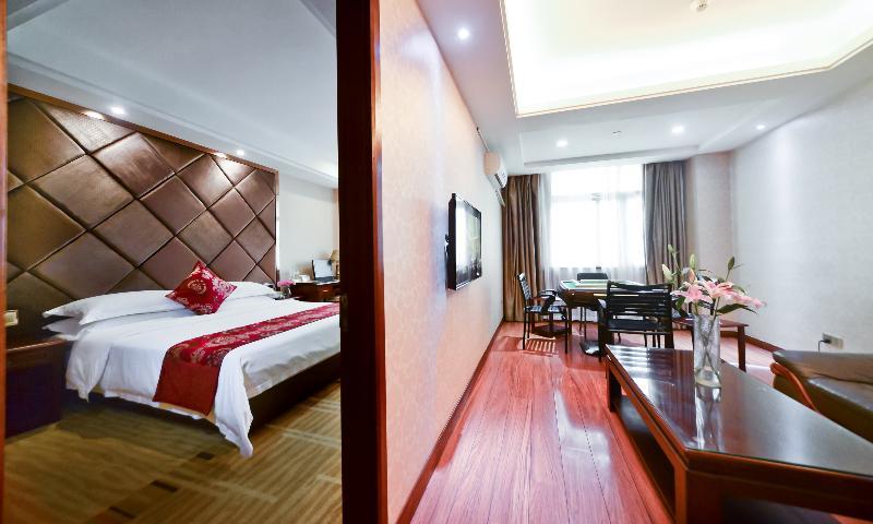 Vienna International Hotel Taicang Nanyang Plaza Dış mekan fotoğraf